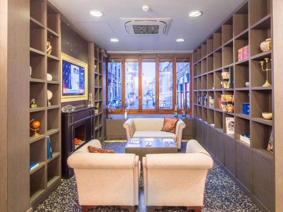 Фото Grande Albergo Roma