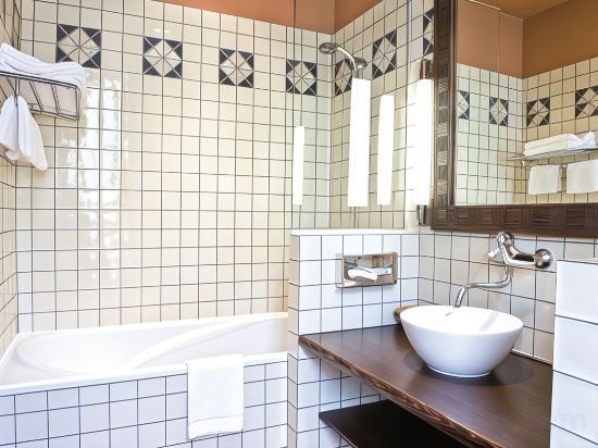 Фото New Hotel Le Quai