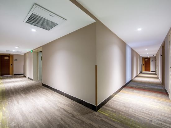 Фото Sitc Zhongxin Hotel