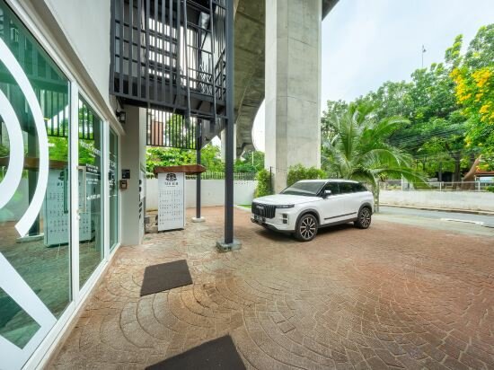 Фото Hyde Park Hotel Bangkok