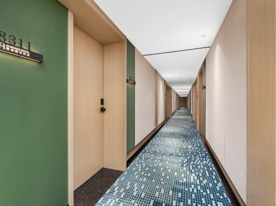 Фото YiWu Defeng Hotel