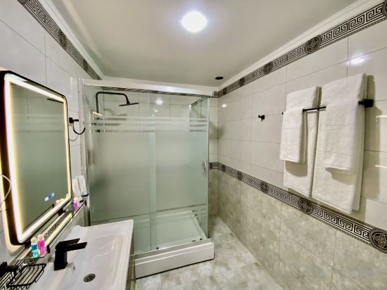 Фото Гостиница Исаходжа