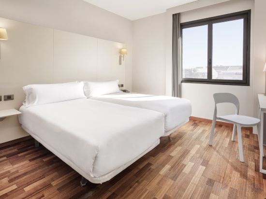 Фото B&b Hotel Elche