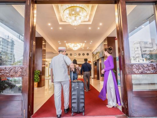 Фото Century Riverside