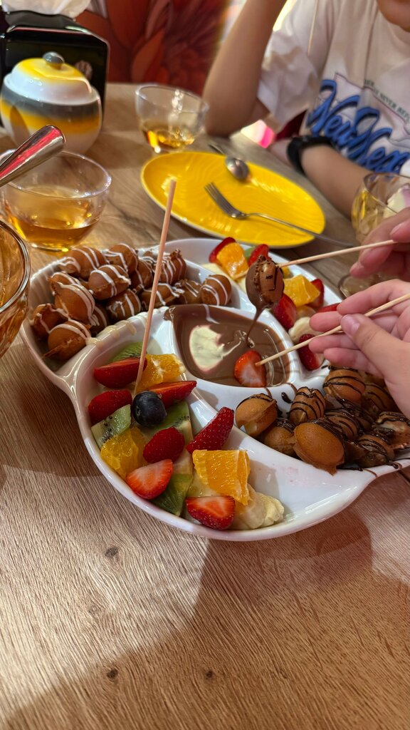 Cafe The Lokmaco, Tashkent, photo