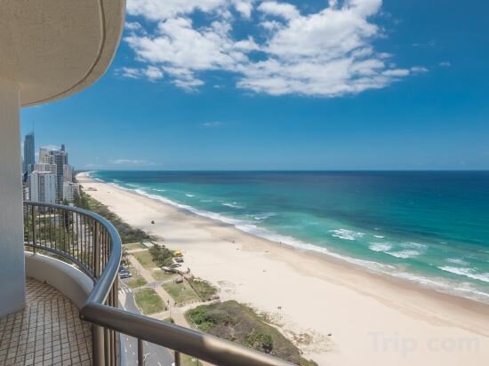 Фото Boulevard North Holiday Apartments