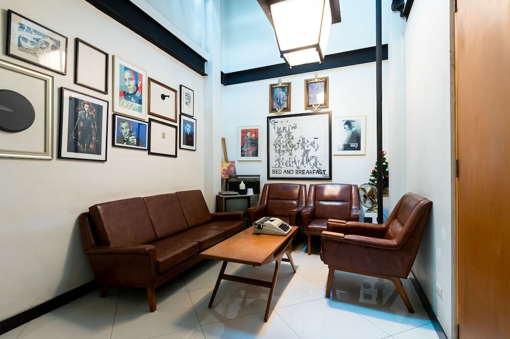 Фото The Secret Service Hotel