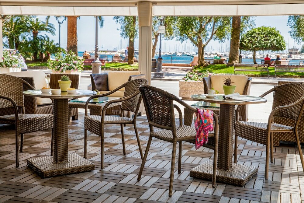 Фото Hotel Vesuvio