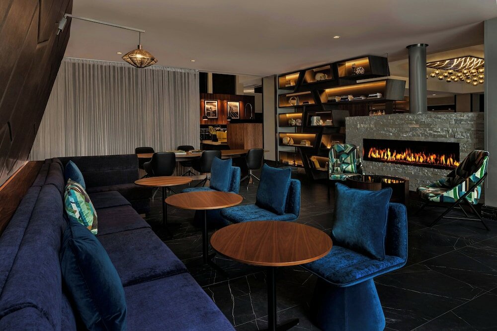 Фото Renaissance Denver Central Park Hotel