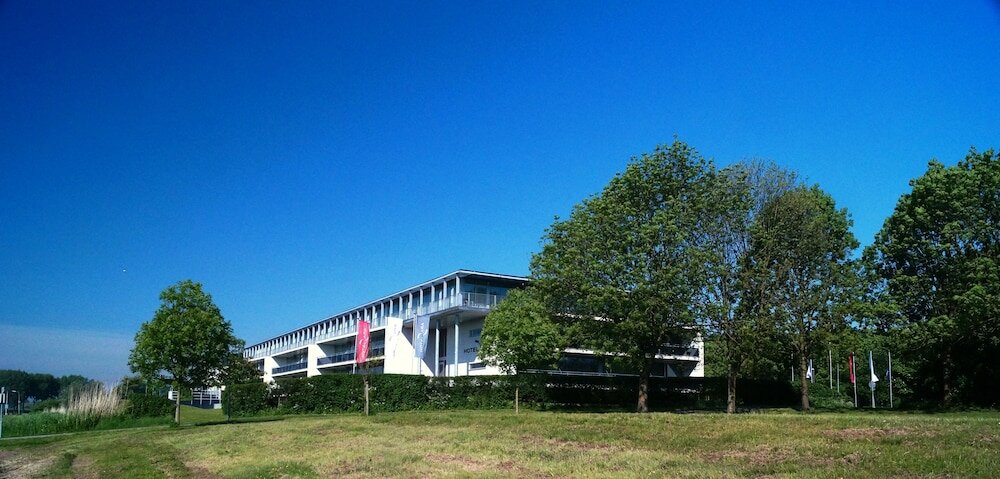 Фото Van der Valk Hotel Ara Zwijndrecht