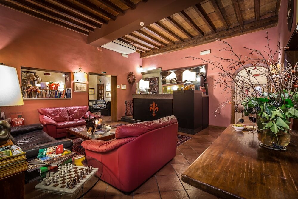 Фото Hotel Marios