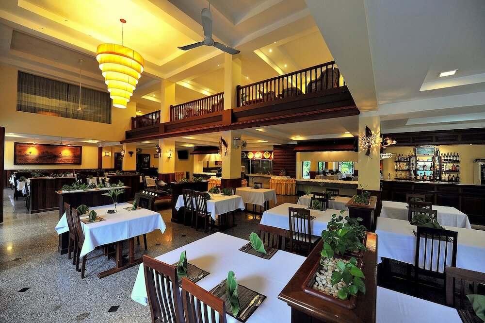 Фото City River Hotel