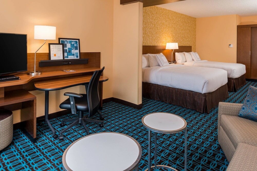 Фото Fairfield Inn & Suites by Marriott Orlando East/UCF Area
