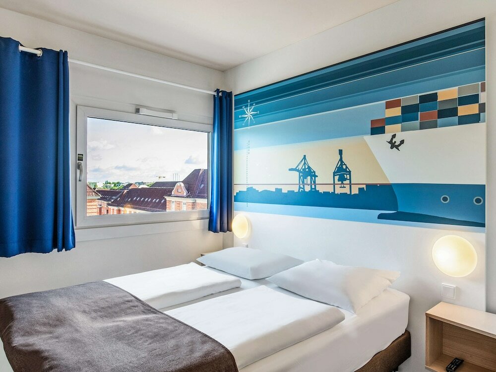 Фото B&b Hotel Hamburg-Altona