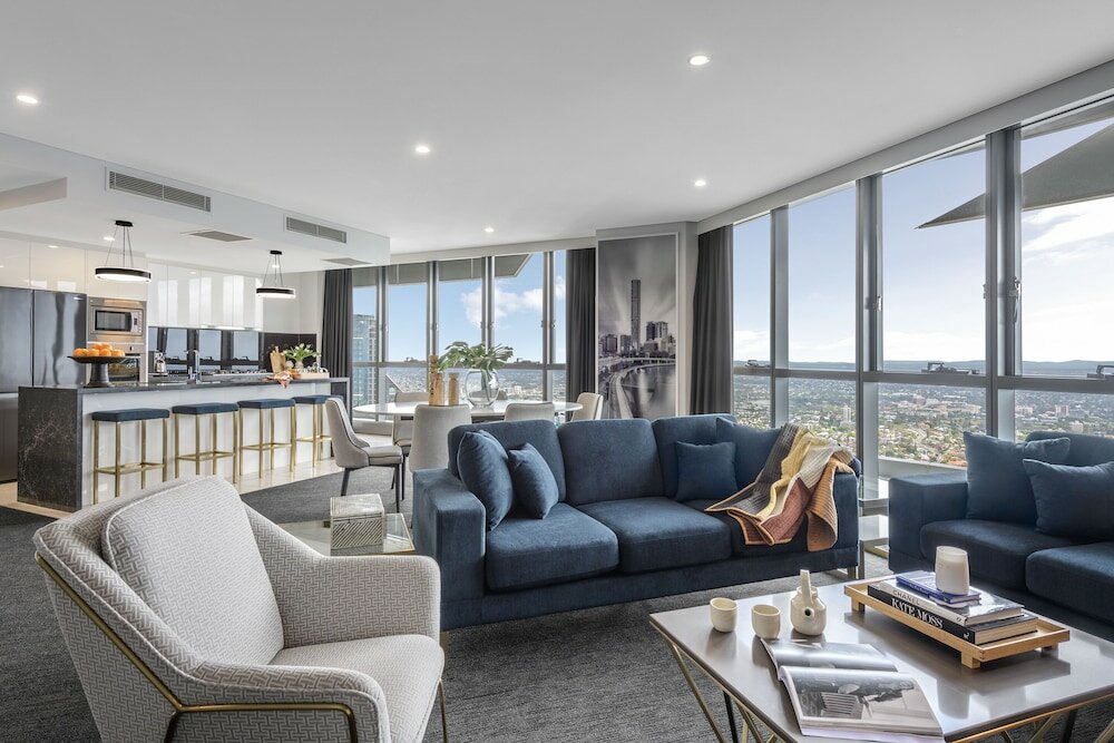 Фото Meriton Suites Herschel Street