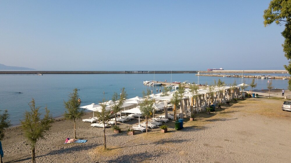 Фото Pharae Palace Hotel