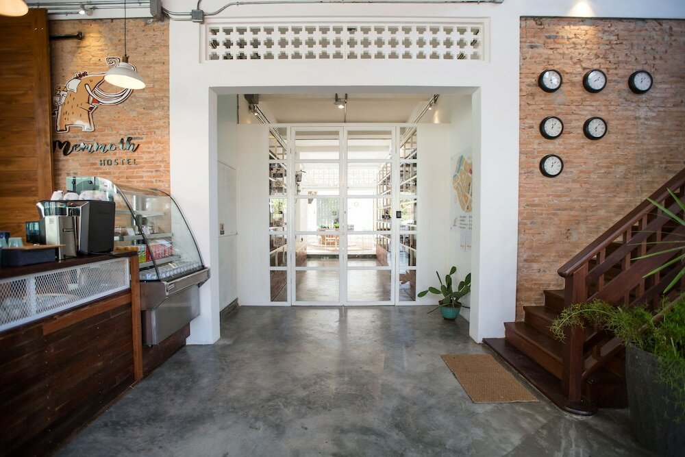 Фото Memmoth Hostel In Lampang