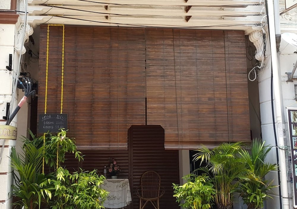 Фото Cocoa Mews Cafe & Homestay