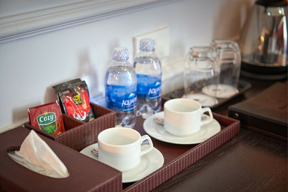 Фото Manoir Des Arts Hotel