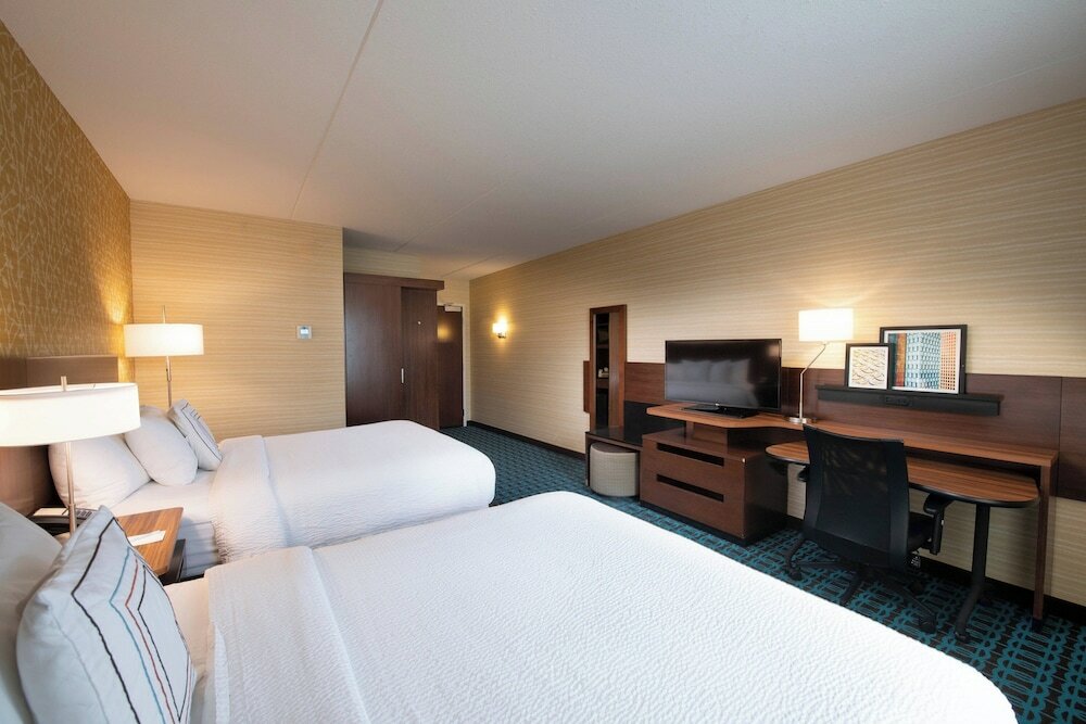 Фото Fairfield Inn & Suites by Marriott Edmonton North