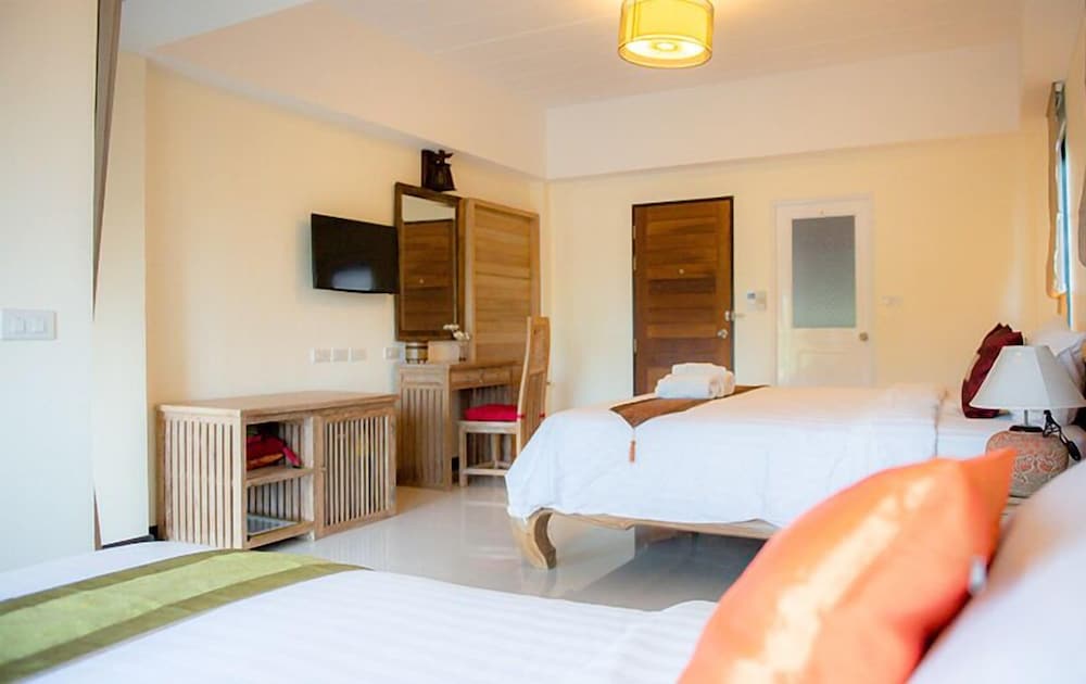 Фото Chivapuri Residence Trat