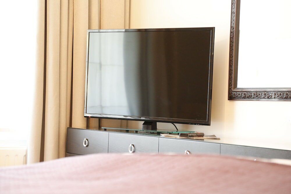 Фото New Bath Hotel and SPA