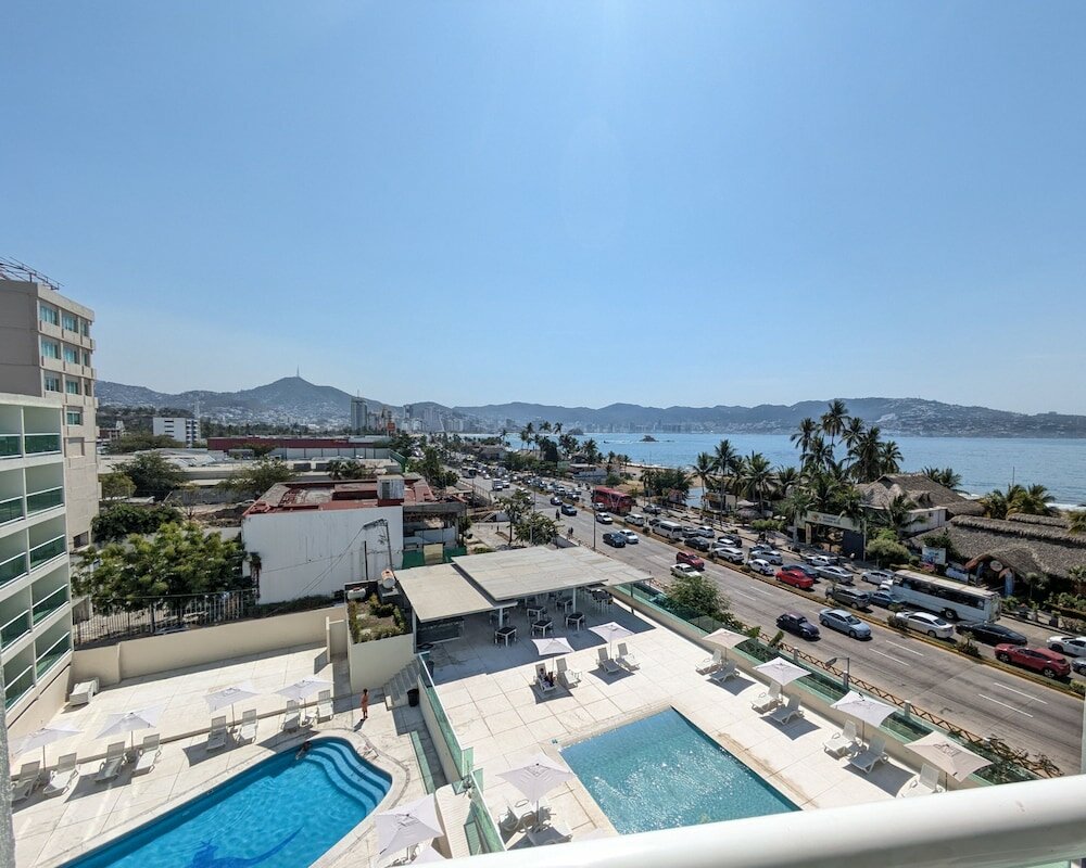 Фото We Hotel Acapulco