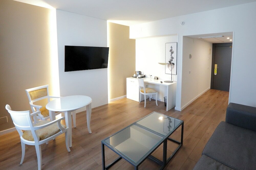 Фото Hotel Sercotel Alfonso XIII