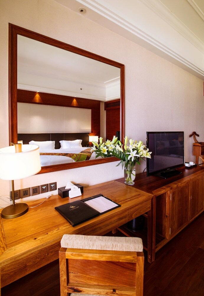 Фото Landmark Mekong Riverside Hotel