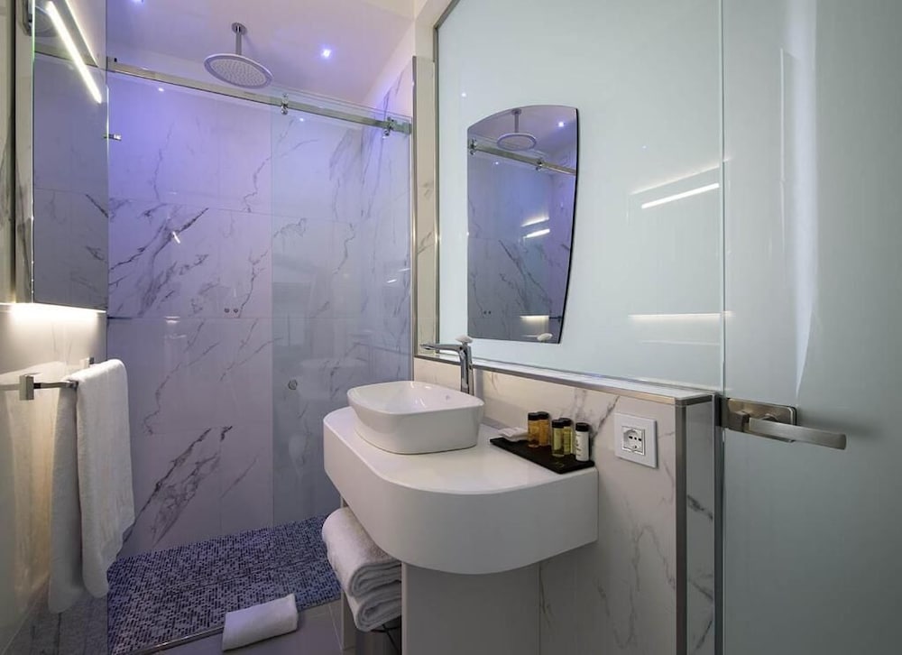Фото Mia Aparthotel