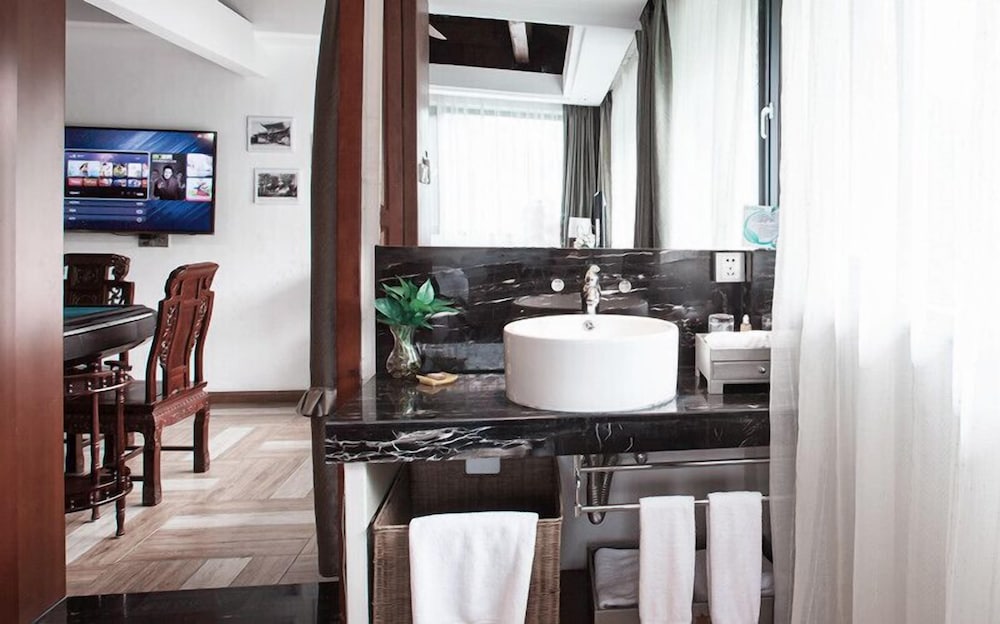 Фото Floral Hotel Hangzhou Yuxu Xixu Hotel Xihu Lingyin Temple Branch