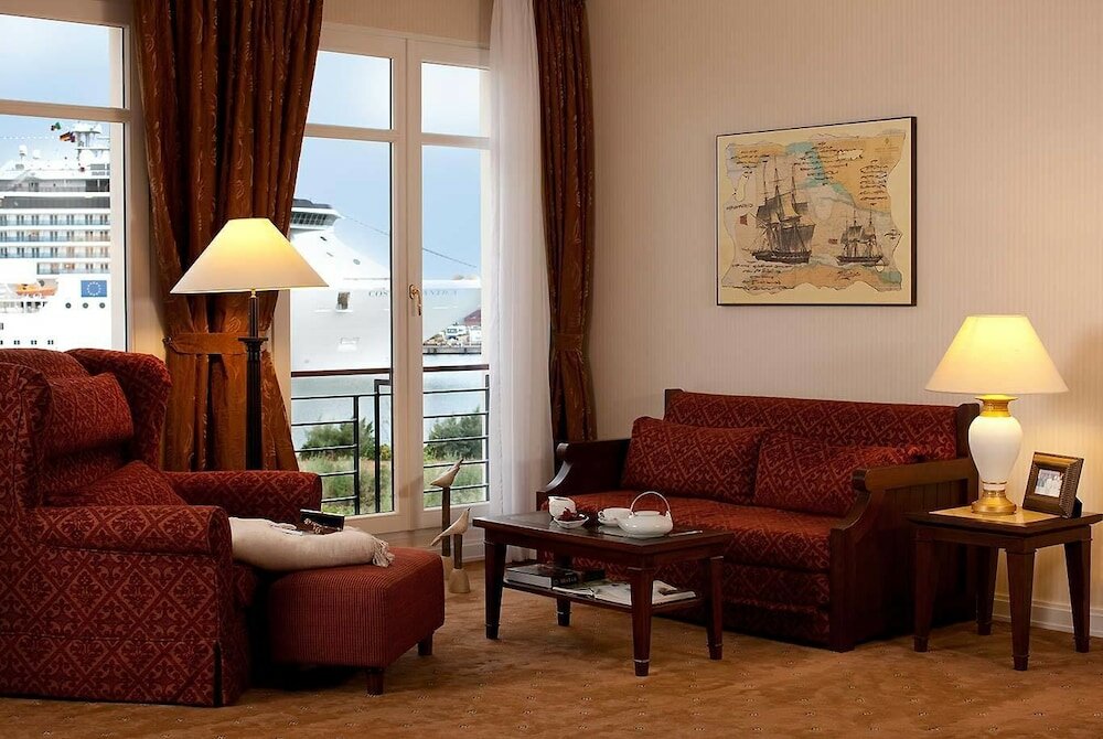 Фото Yachthafenresidenz Hohe Düne