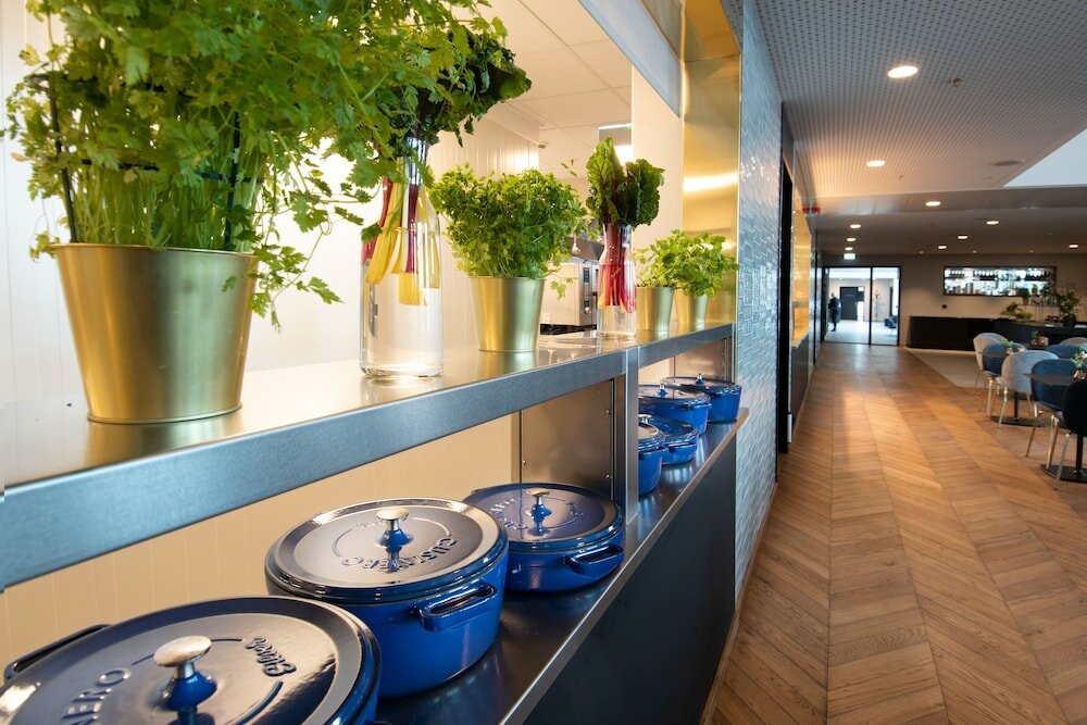 Фото Mandal Hotel