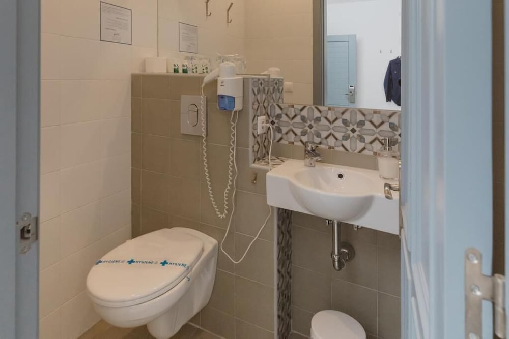 Фото Hostal Gravina