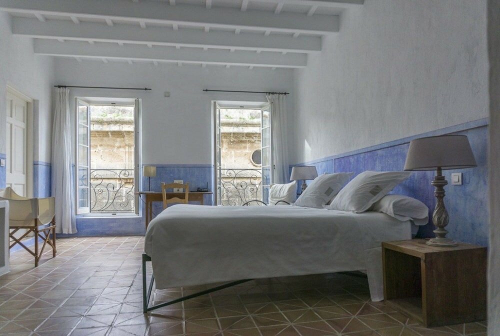 Фото Hotel Tres Sants