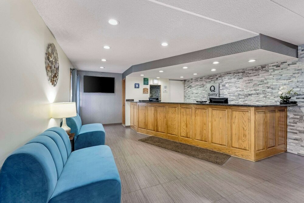 Фото Quality Inn & Suites