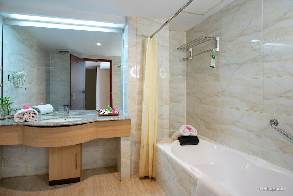 Фото Wiltop Hotel