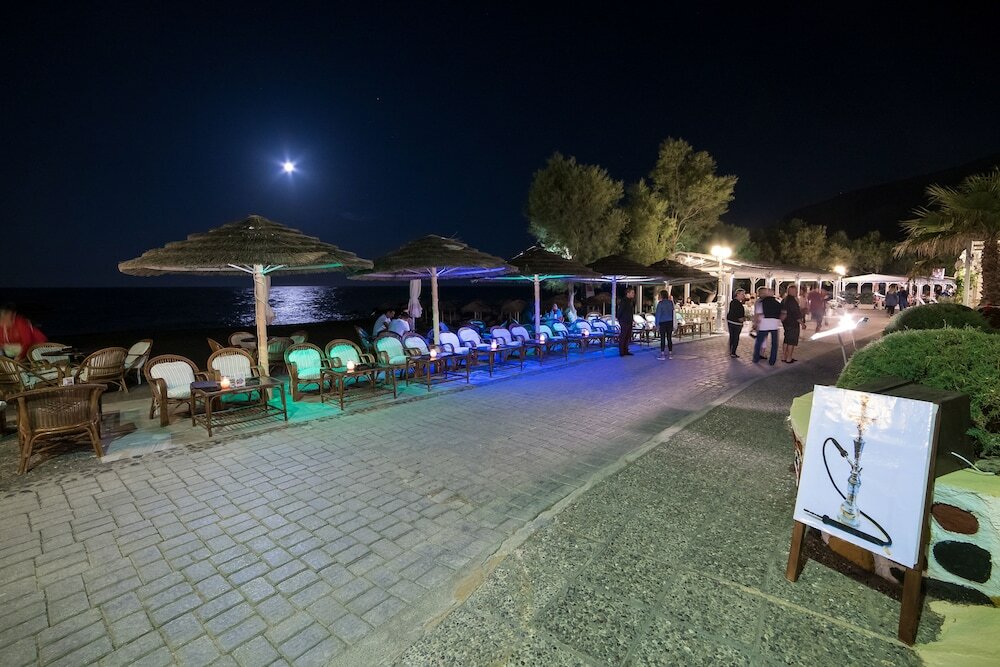 Фото Nostos Beach