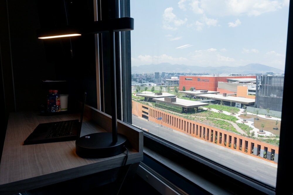 Фото City Express Plus Satelite