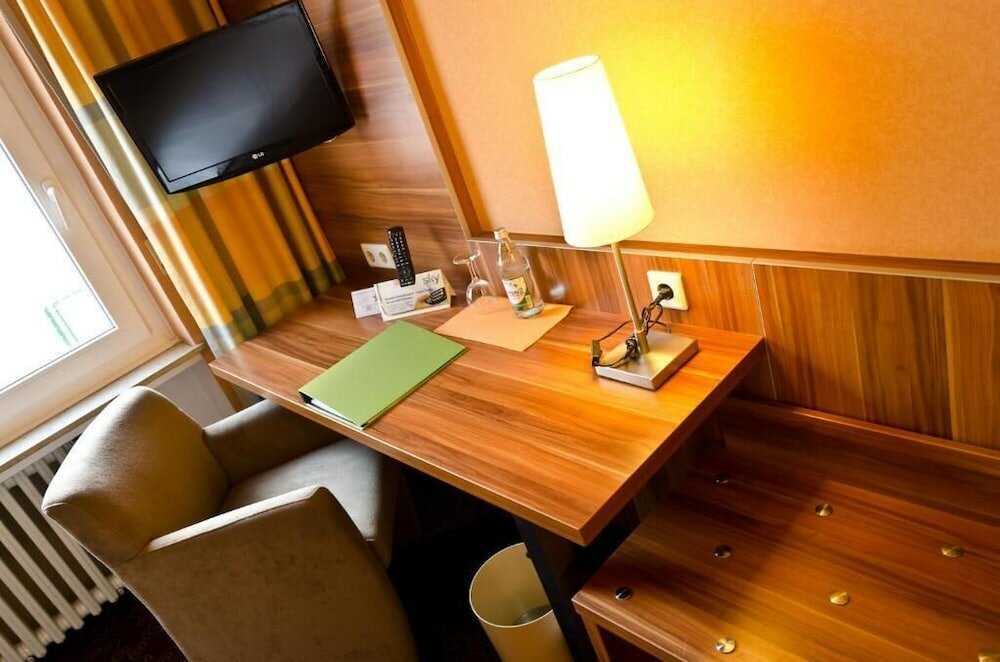 Фото Hotel Rheinland