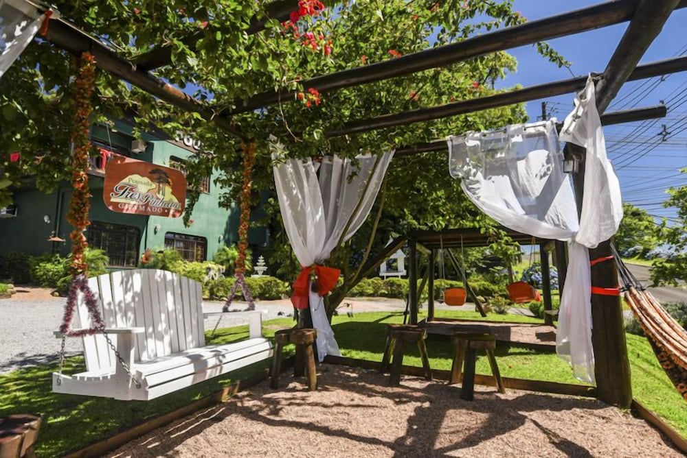 Фото Pousada Três Pinheiros