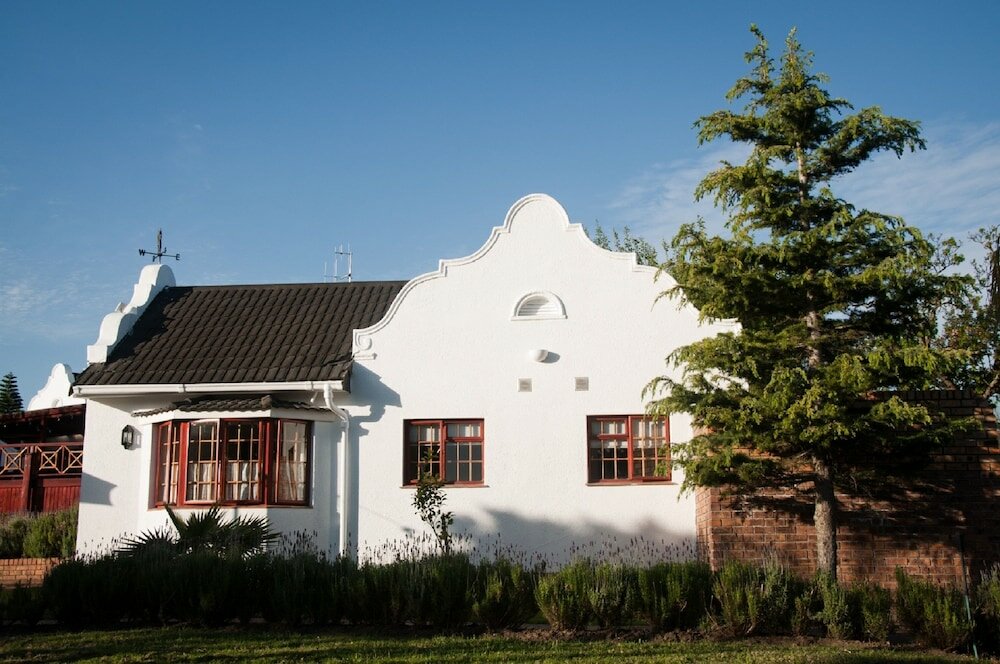 Фото At Winkfield House