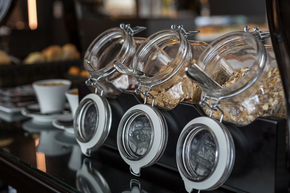 Фото La Comtesse