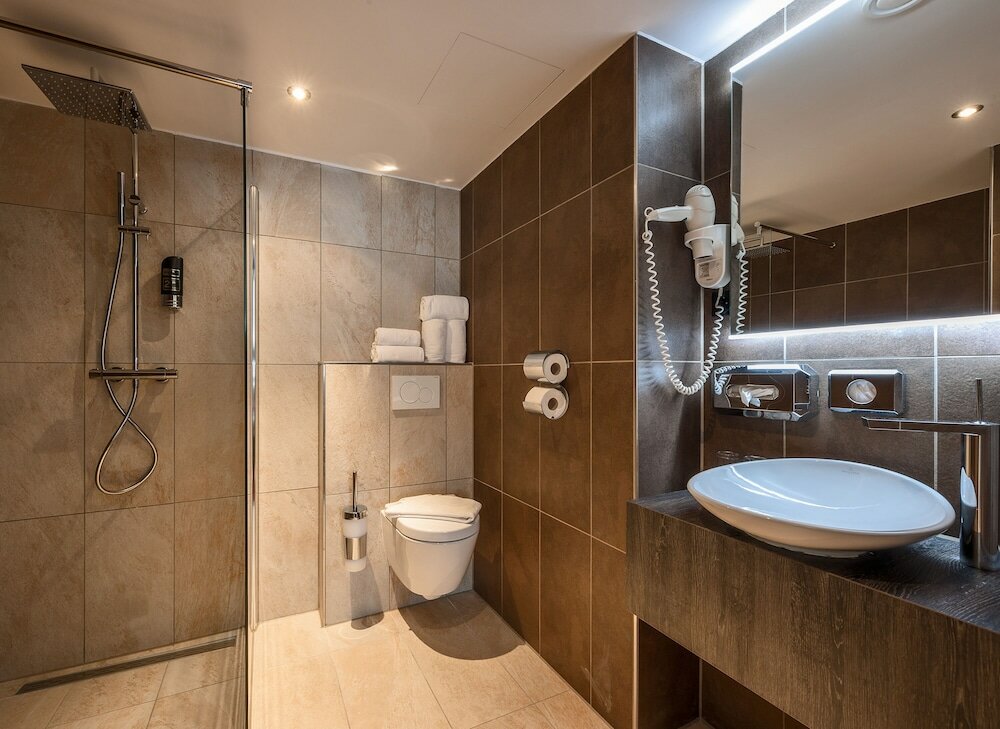 Фото The Alfred Hotel