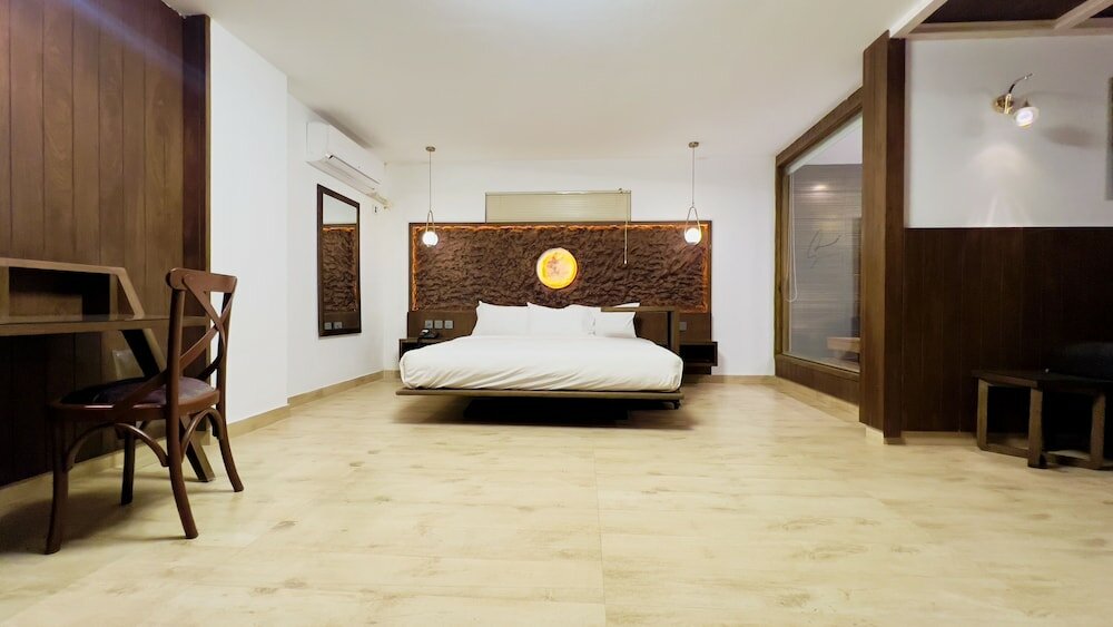 Фото Отель Crown Inn