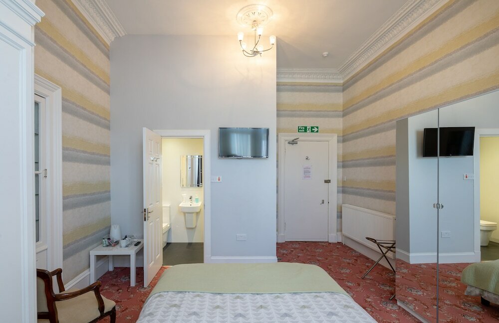 Фото Kingsley Edinburgh