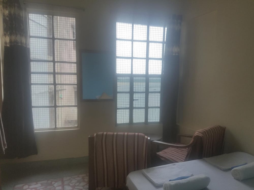 Фото Baba Guest House