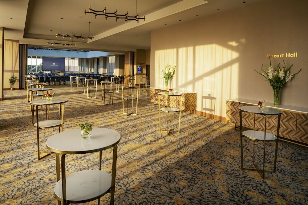 Фото Grand Hotel Millennium Sofia