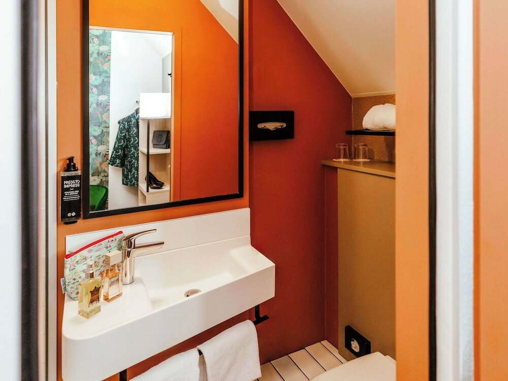 Фото Ibis Styles Luxembourg Centre Gare