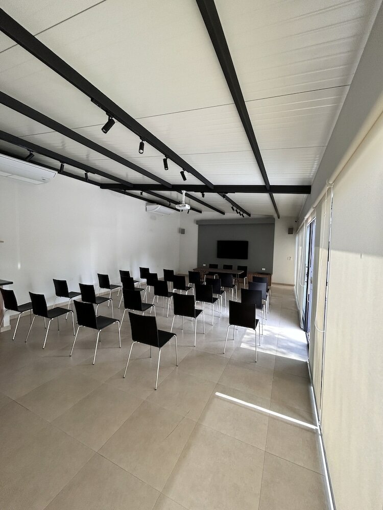 Фото Ibis Asuncion